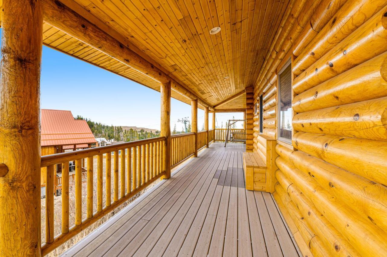 Liberty Lodge At Terry Peak Lead Exteriör bild